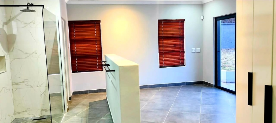 4 Bedroom Property for Sale in Blue Bend Eastern Cape
